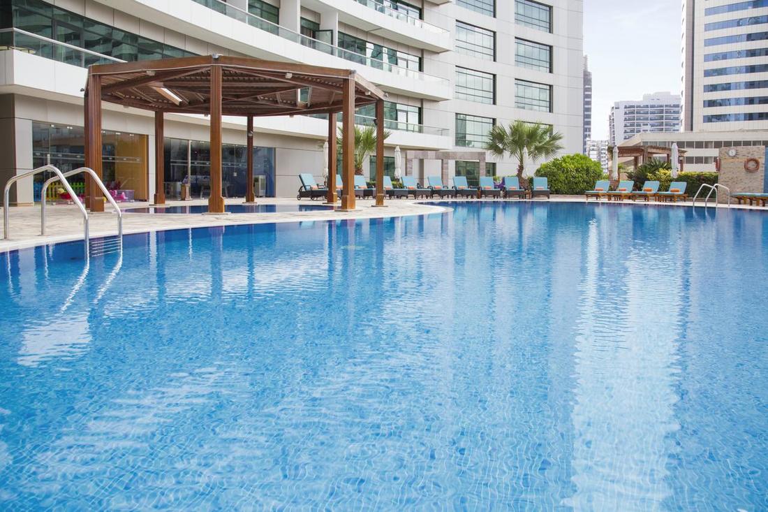 Time Oak Hotel Apartments